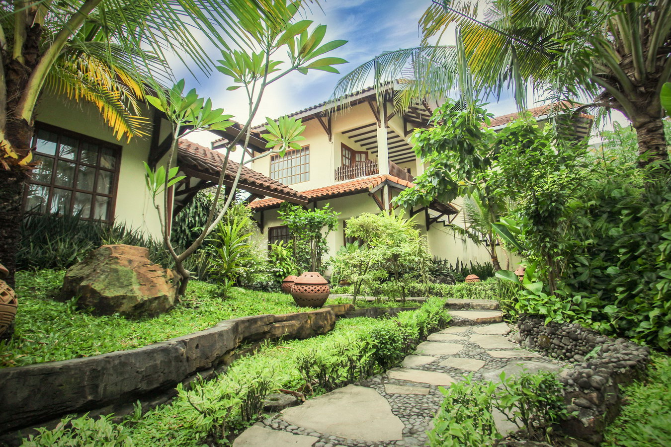Duta garden 01