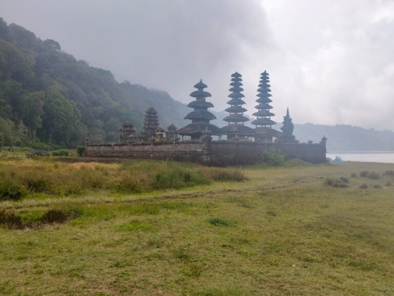 Blog 02 trekking tamblingan